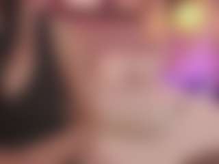 Bellatslatina's Live Sex Cam Show