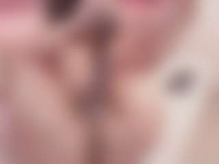 Bellatslatina's Live Sex Cam Show