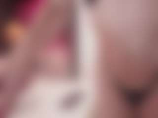 Bellatslatina's Live Sex Cam Show