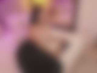 Bellatslatina's Live Sex Cam Show