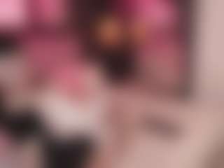Bellatslatina's Live Sex Cam Show