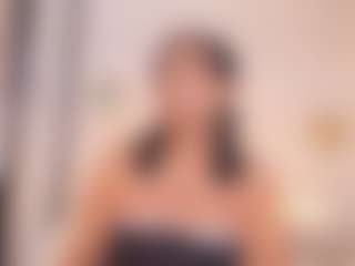 Shanon-mature MILF webcam performer live streaming