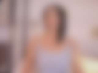 Live cam show with Shanon-mature - Granny MILF on Camiplay Live