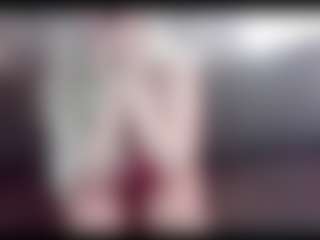 Live cam show with Lia Lumi - Moaning on fuck-show.com