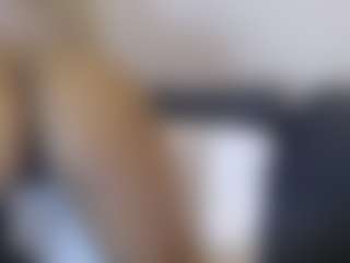 Live cam show with Lia Lumi - Athletic Ebony on Dolls Live