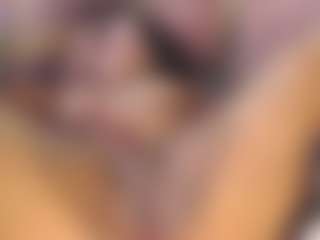 Live cam show with Amy - Threesome on milfzrlive.com