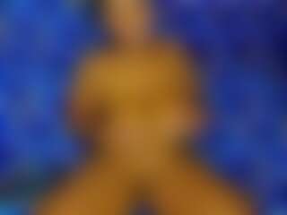 Live cam show with chayna-ebony - Chubby on Camsoda