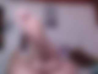 Live cam show with Lilaa-x - Nipple Piercings on AdultVida.com