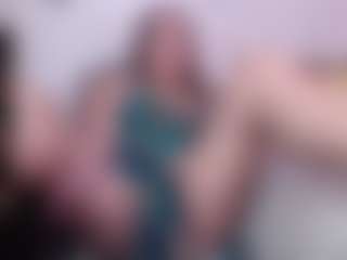 Lilaa-x's Live Sex Cam Show
