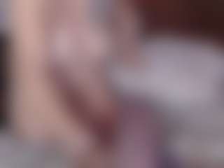 Live cam show with Lilaa-x - Smoking on Camsoda