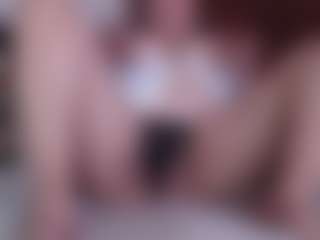Live cam show with Lilaa-x - Smoking on fapnchat