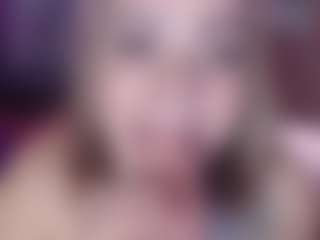 Live cam show with Lilaa-x - Smoking on CSO-WL