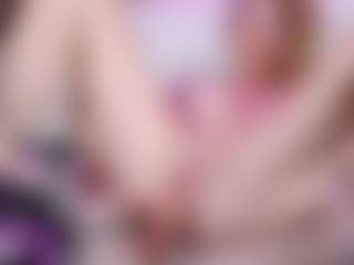Live cam show with nikitasunrise - Anal MILF on Hubzter Live