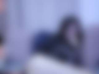 Live cam show with Lesliee22 - Facial Piercings on xxxlivecams.org