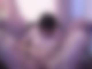 Live cam show with Lesliee22 - Average on CamClone