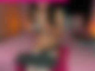 Live cam show with Aiko Mori - Bush on Gym Cam Girls