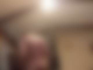 hunglow's Live Sex Cam Show