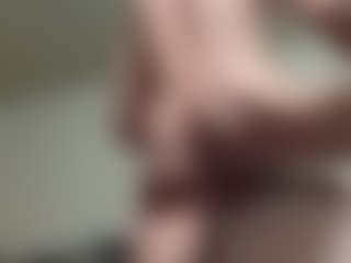 hunglow's Live Sex Cam Show