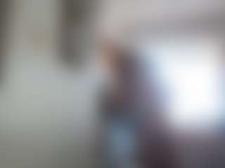 Live cam show with hunglow - Outside on x69.live