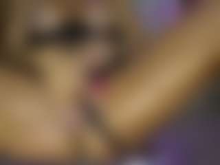AnnesWhite's Live Sex Cam Show