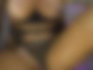 AnnesWhite's Live Sex Cam Show