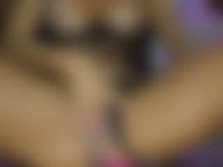 AnnesWhite's Live Sex Cam Show