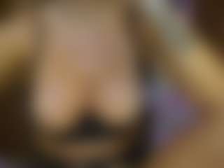 AnnesWhite's Live Sex Cam Show
