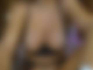 AnnesWhite's Live Sex Cam Show