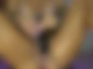 AnnesWhite's Live Sex Cam Show