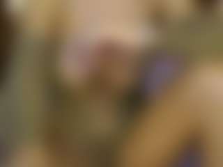AnnesWhite's Live Sex Cam Show