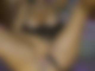 AnnesWhite's Live Sex Cam Show