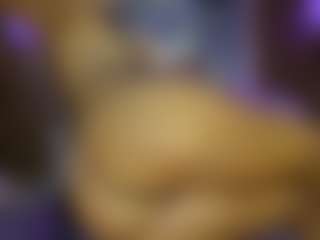 AnnesWhite's Live Sex Cam Show