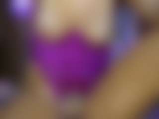 AnnesWhite's Live Sex Cam Show