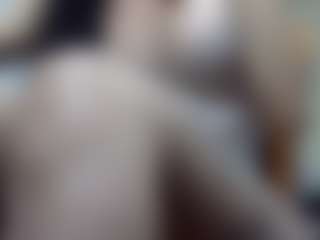 Live cam show with EvaTiffany - Black Hair on Camsoda