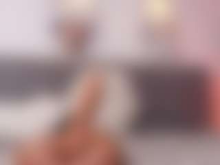 Live cam show with Katie Cruz - Public on TeamSkeetLive
