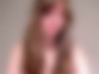 Live cam show with NikkiMinimi - Red Hair on infinitiblacc.com