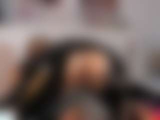 emmabum's Live Sex Cam Show
