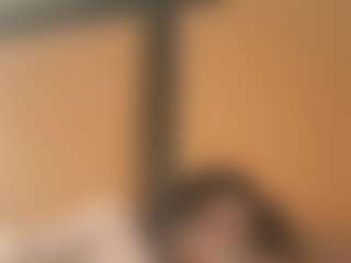 Live cam show with ashleyyriverss - Femdom on mypornchat.com