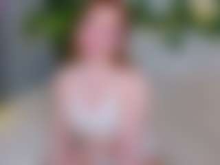 Live cam show with Elfa Mirielle - Mistress on Milfs Live