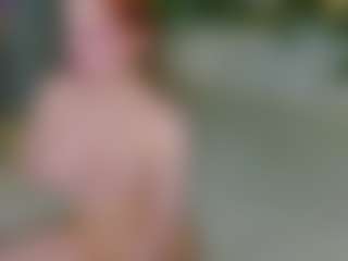 Live cam show with Elfa Mirielle - Red Hair Squirt on chickslive.net