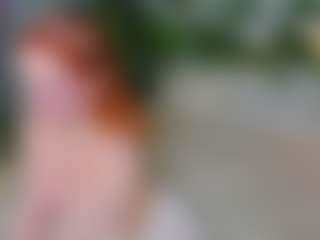 Live cam show with Elfa Mirielle - Gray Eyes on Gym Cam Girls
