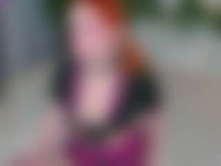 Live cam show with Elfa Mirielle - Red Hair on Camsoda