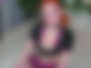 Live cam show with Elfa Mirielle - Red Hair Fetish on Camsoda