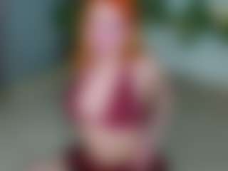 Live cam show with Elfa Mirielle - Hairy on Camming Site