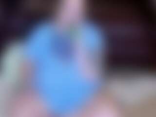 Live cam show with Wynter - Pm on Camsoda