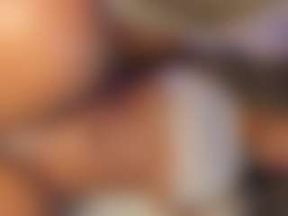 Live cam show with Siaadamss - Middle Aged on Camsoda