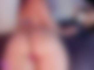 mia-bloom's Live Sex Cam Show