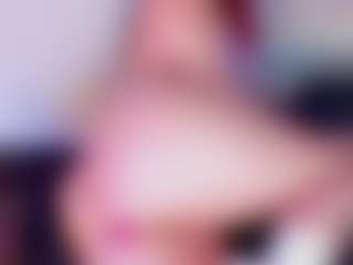Live cam show with mia-bloom - Red Hair Middle Aged on liverealitysex.com