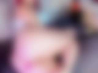 Live cam show with mia-bloom - Public on Dolls Live