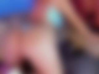 mia-bloom's Live Sex Cam Show